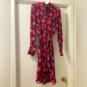 Pink floral collared dress 🌺